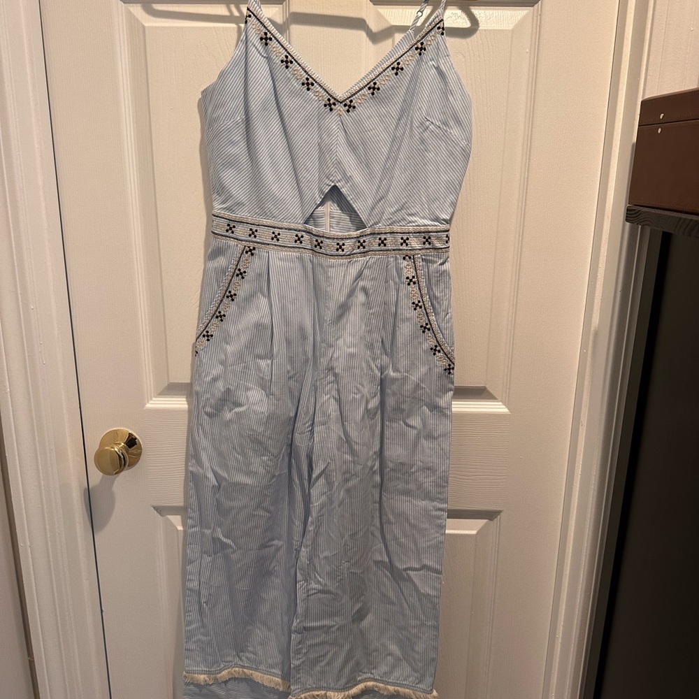 Seersucker Wide-leg Jumpsuit with Embroidered Detailing
